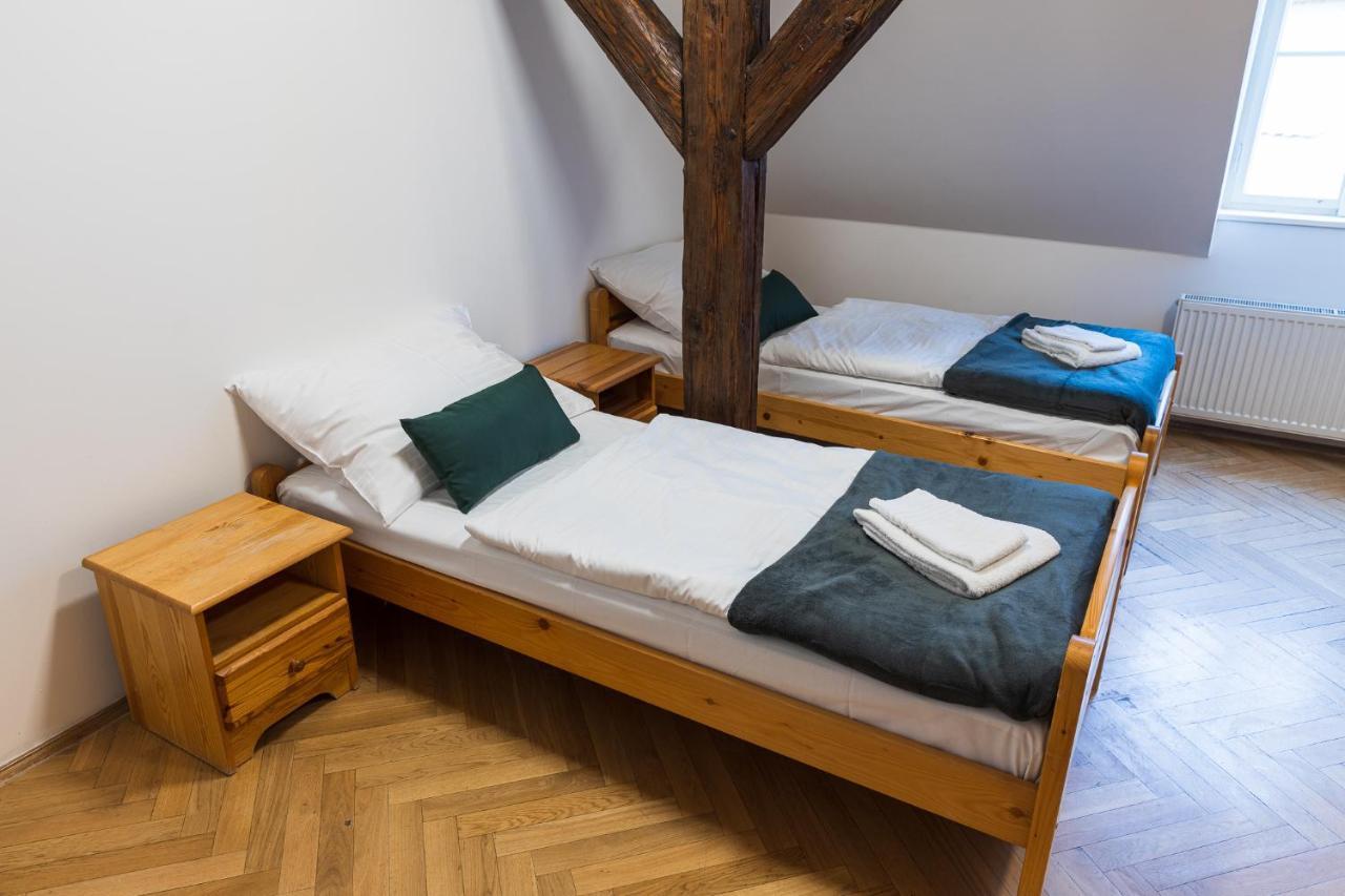 White Swan Boutique Apartments براغ المظهر الخارجي الصورة