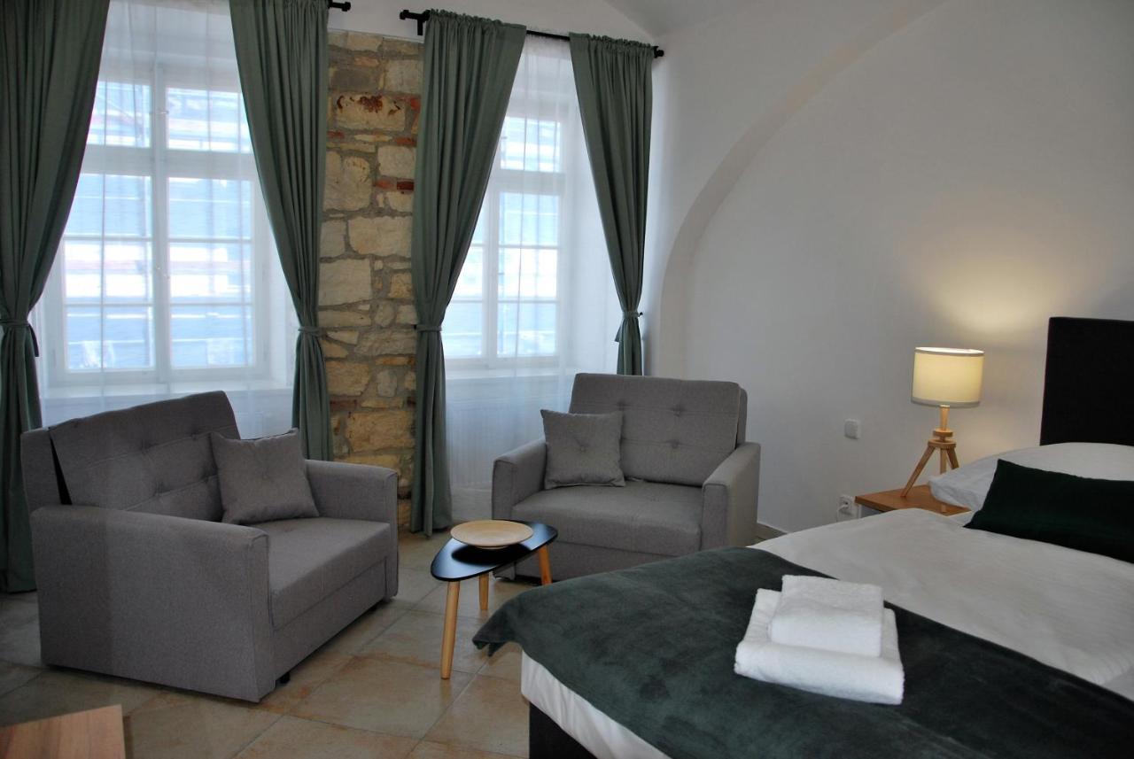 White Swan Boutique Apartments براغ المظهر الخارجي الصورة